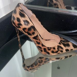 Steve madden cheetah printed heels
